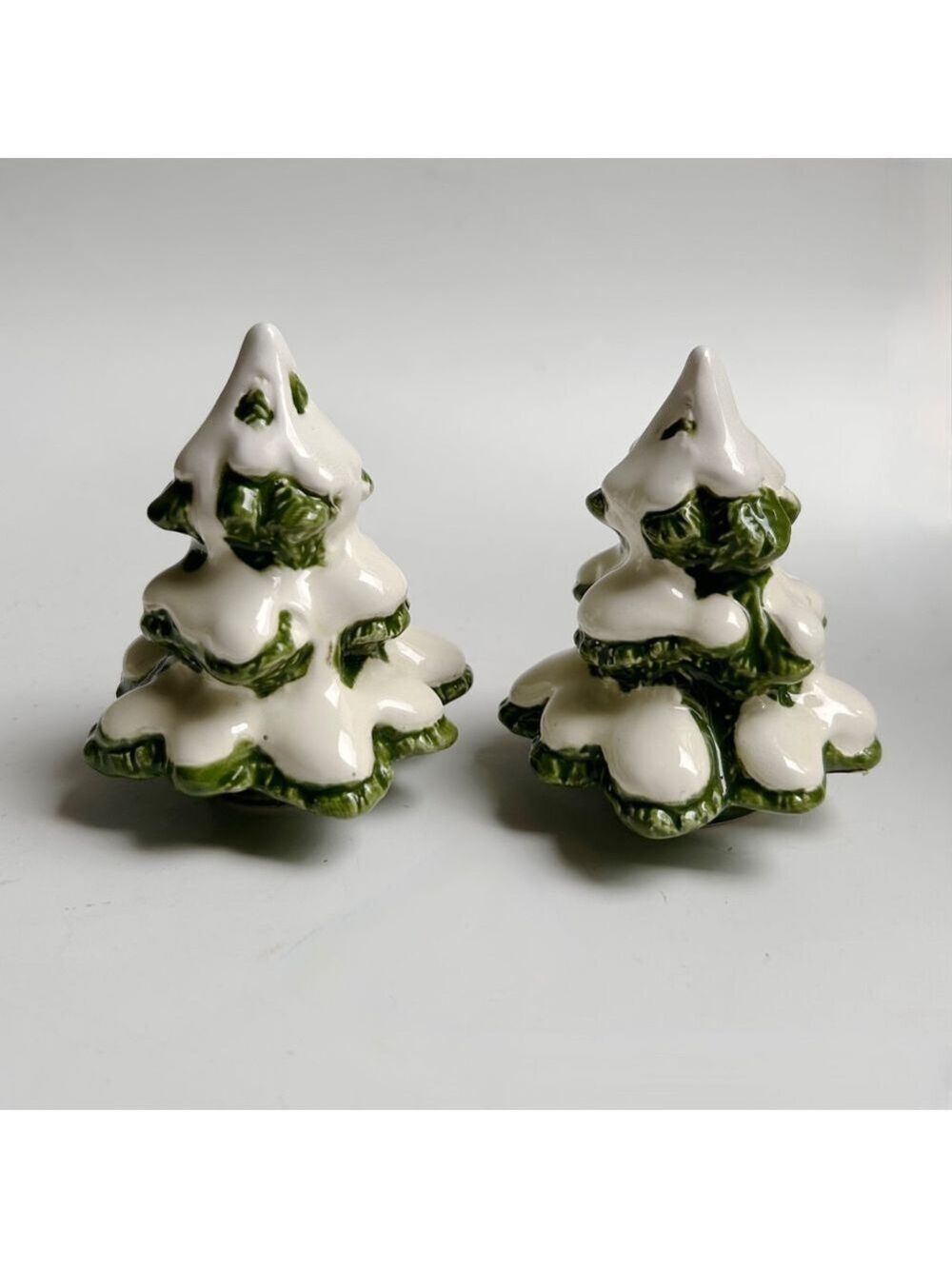 Fitz and Floyd Ceramic Snow Covered Christmas Trees - Picture 2 of 8